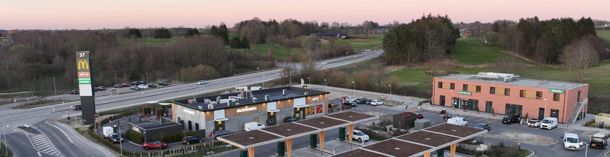 Rønnede motorvejslandsby i hastig udvikling